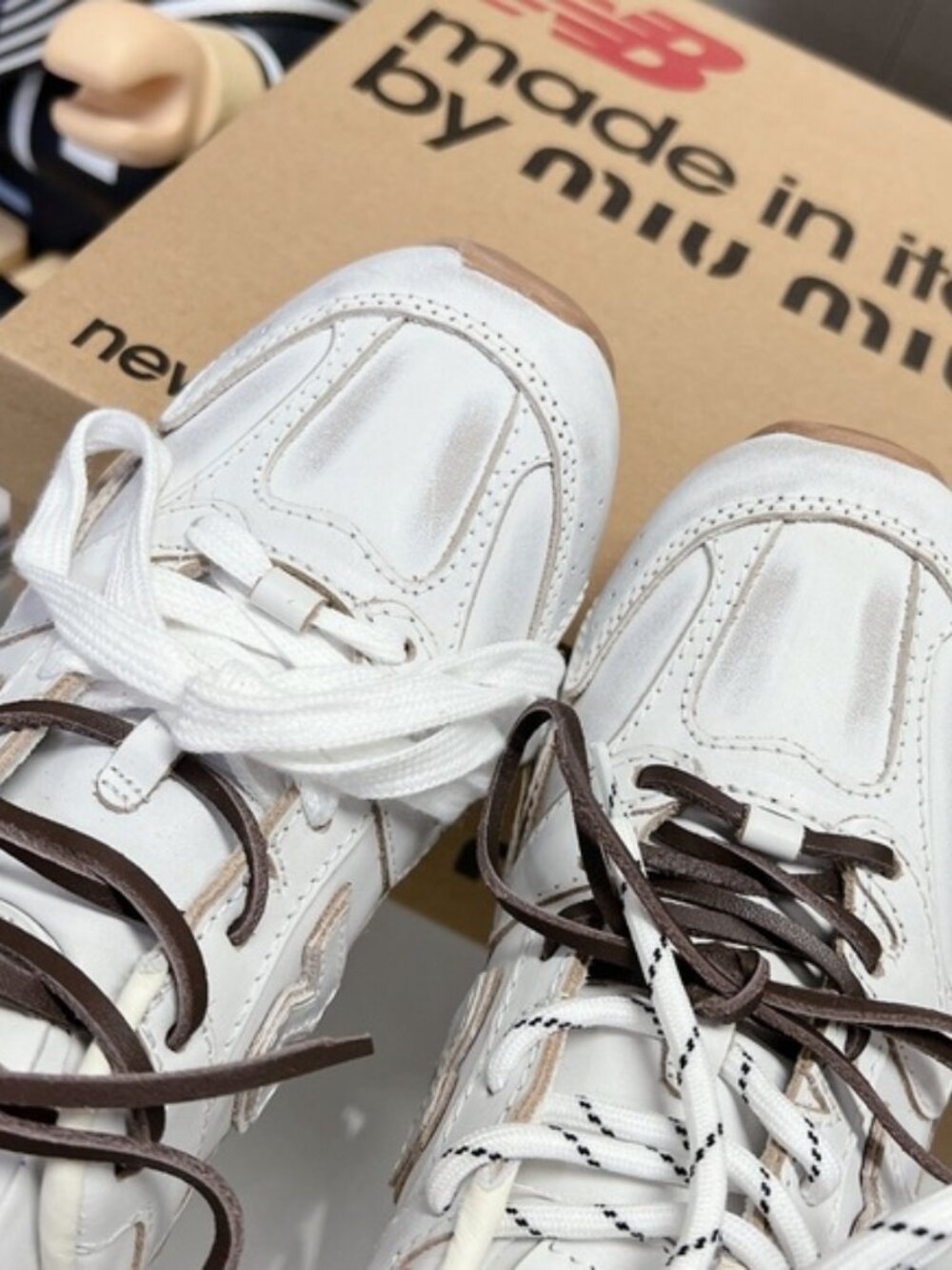 💯Authentic New Balance X Miu Miu 530 Sneakers - Picture 5 of 5